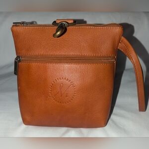 Links Kings Zippered Valuables Brown Leather Pouch.